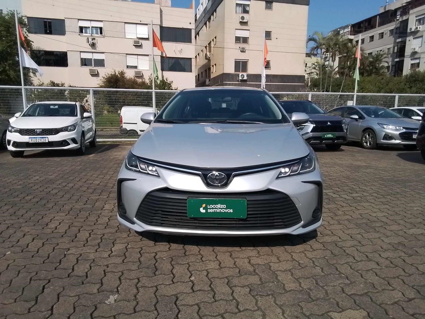 //www.autoline.com.br/carro/toyota/corolla-20-gli-16v-flex-4p-cvt/2020/porto-alegre-rs/24944623
