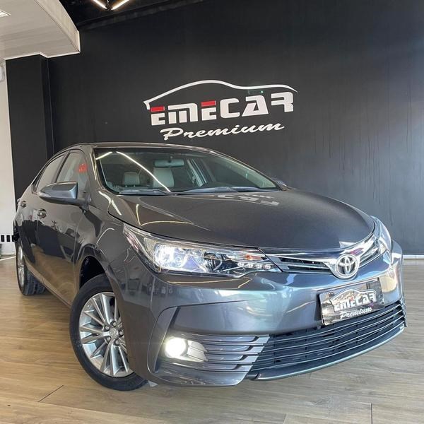//www.autoline.com.br/carro/toyota/corolla-18-gli-upper-16v-flex-4p-automatico/2019/canoinhas-sc/24947866