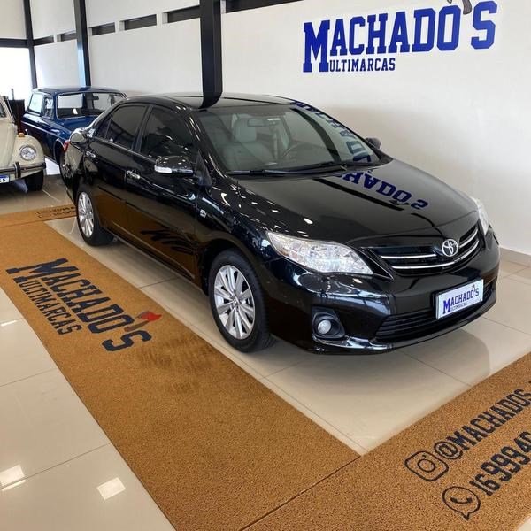 //www.autoline.com.br/carro/toyota/corolla-20-altis-16v-flex-4p-automatico/2013/batatais-sp/24986337