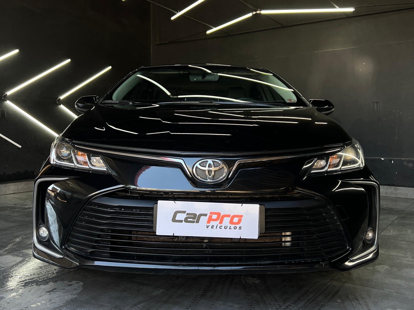 //www.autoline.com.br/carro/toyota/corolla-20-xei-16v-flex-4p-cvt/2021/belo-horizonte-mg/24988958