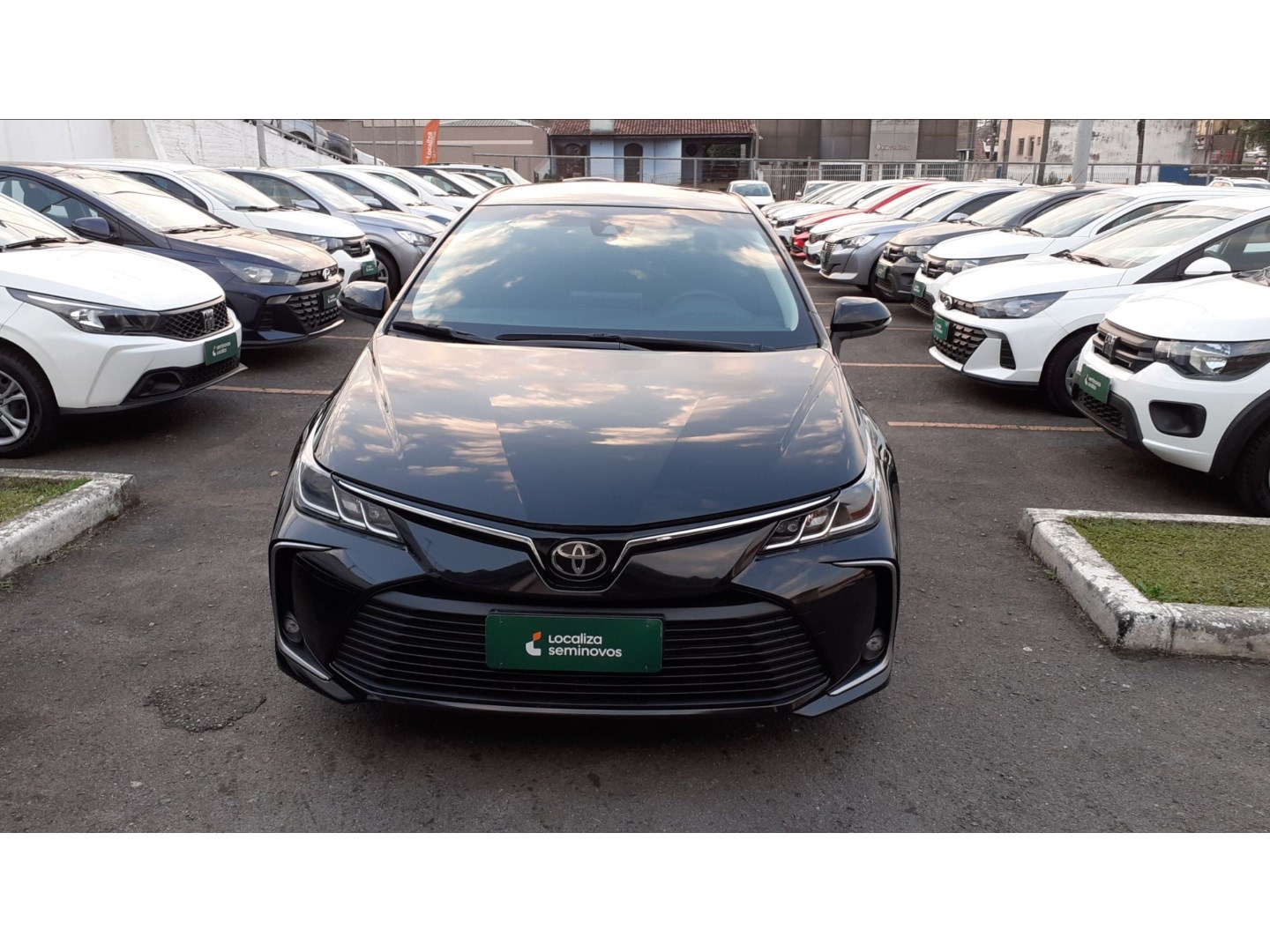 //www.autoline.com.br/carro/toyota/corolla-20-sedan-xei-16v-flex-4p-cvt/2023/curitiba-pr/24999816