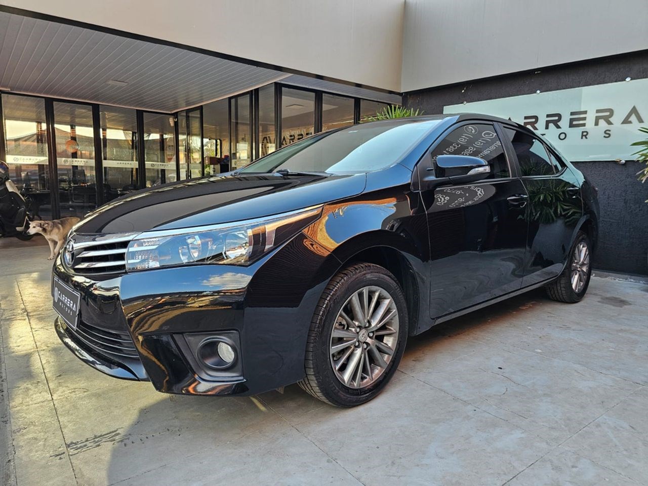 //www.autoline.com.br/carro/toyota/corolla-20-xei-16v-flex-4p-automatico/2017/campinas-sp/25006212
