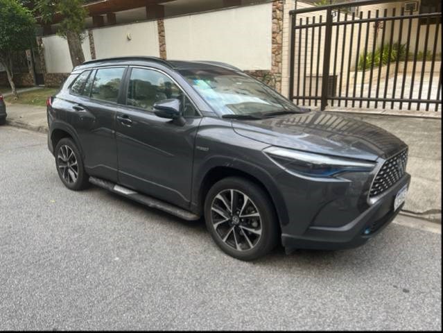 //www.autoline.com.br/carro/toyota/corolla-cross-18-hev-xrx-16v-flex-4p-cvt/2022/rio-de-janeiro-rj/23457963