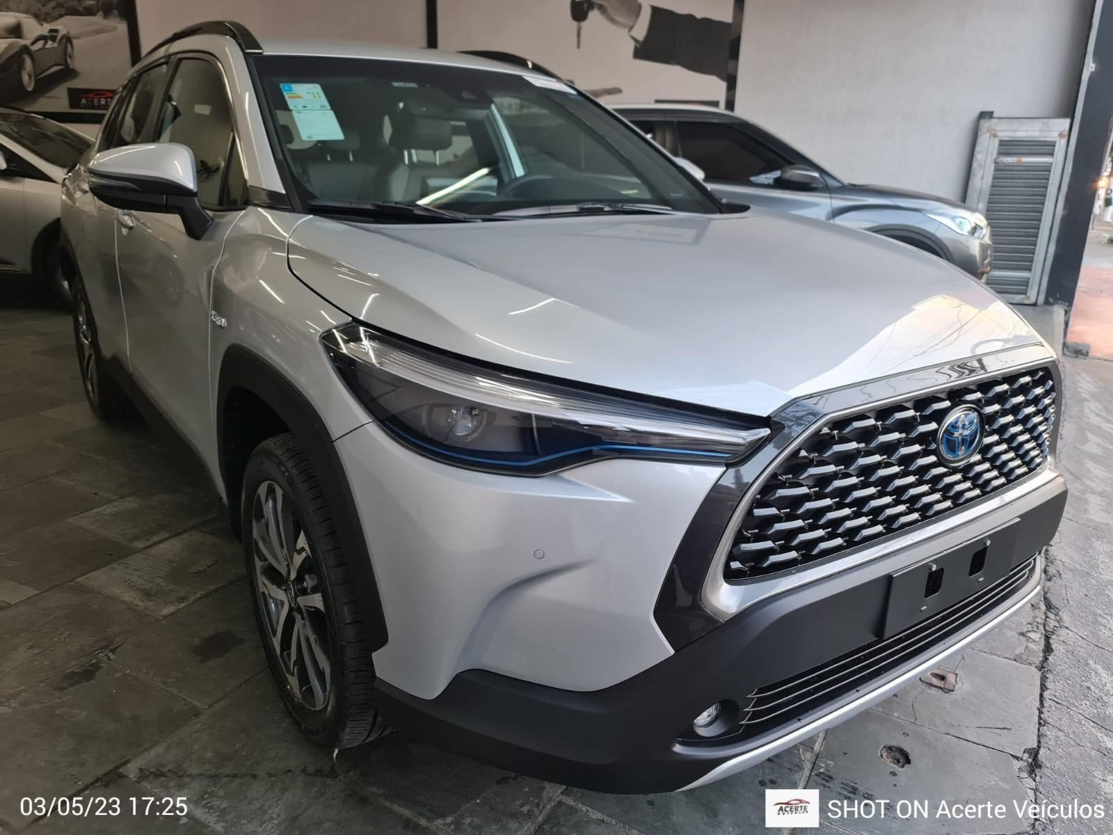 //www.autoline.com.br/carro/toyota/corolla-cross-18-hev-xrv-16v-flex-4p-cvt/2025/sao-paulo-sp/23958531