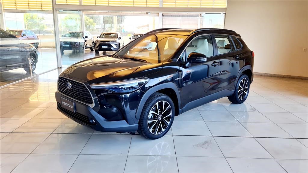 //www.autoline.com.br/carro/toyota/corolla-cross-18-hev-xrx-16v-flex-4p-cvt/2023/brasilia-df/24734457