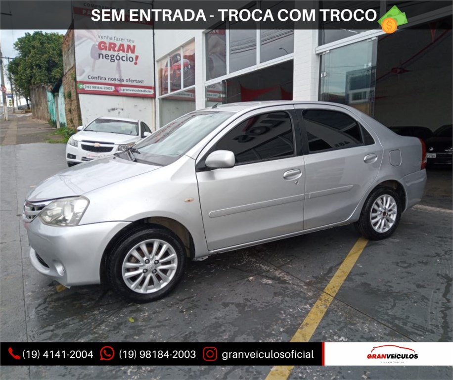 //www.autoline.com.br/carro/toyota/etios-15-sedan-xls-16v-flex-4p-manual/2013/campinas-sp/18264637