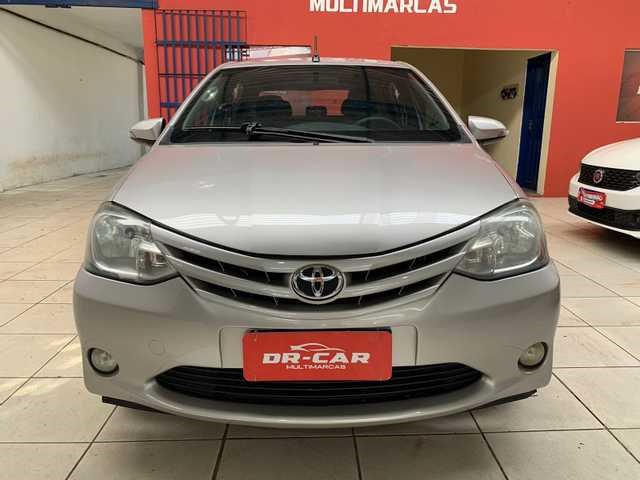 //www.autoline.com.br/carro/toyota/etios-15-sedan-xls-16v-flex-4p-automatico/2017/sao-luis-ma/23467015