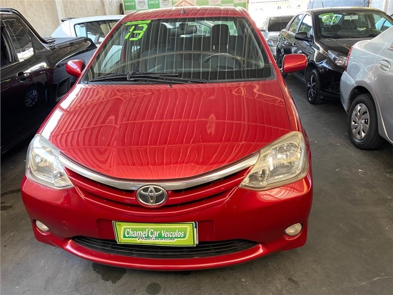 //www.autoline.com.br/carro/toyota/etios-15-sedan-xls-16v-flex-4p-manual/2013/nova-iguacu-rj/23596395