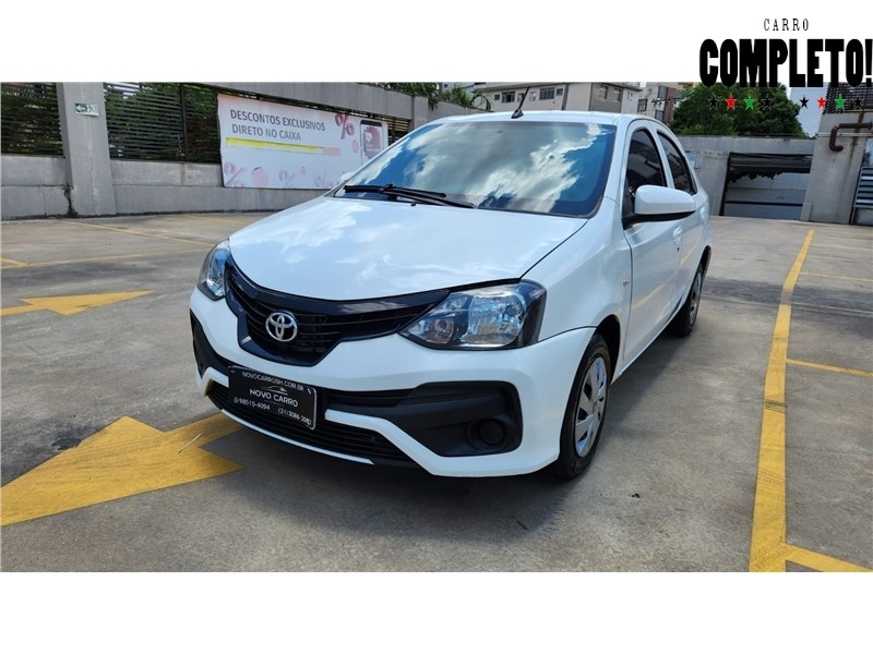 //www.autoline.com.br/carro/toyota/etios-15-sedan-x-plus-16v-flex-4p-manual/2020/belo-horizonte-mg/23868955