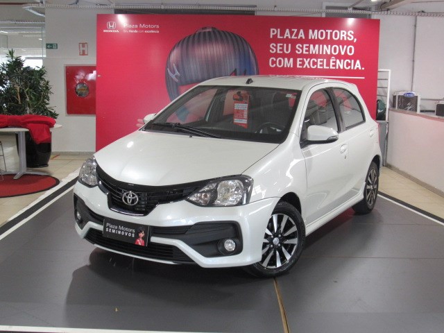 //www.autoline.com.br/carro/toyota/etios-15-hatch-xls-16v-flex-4p-automatico/2019/brasilia-df/23945614