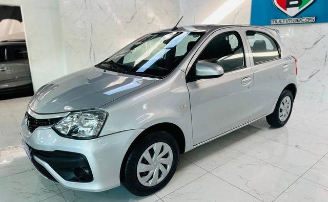 //www.autoline.com.br/carro/toyota/etios-13-hatch-x-16v-flex-4p-manual/2018/sao-paulo-sp/24079053