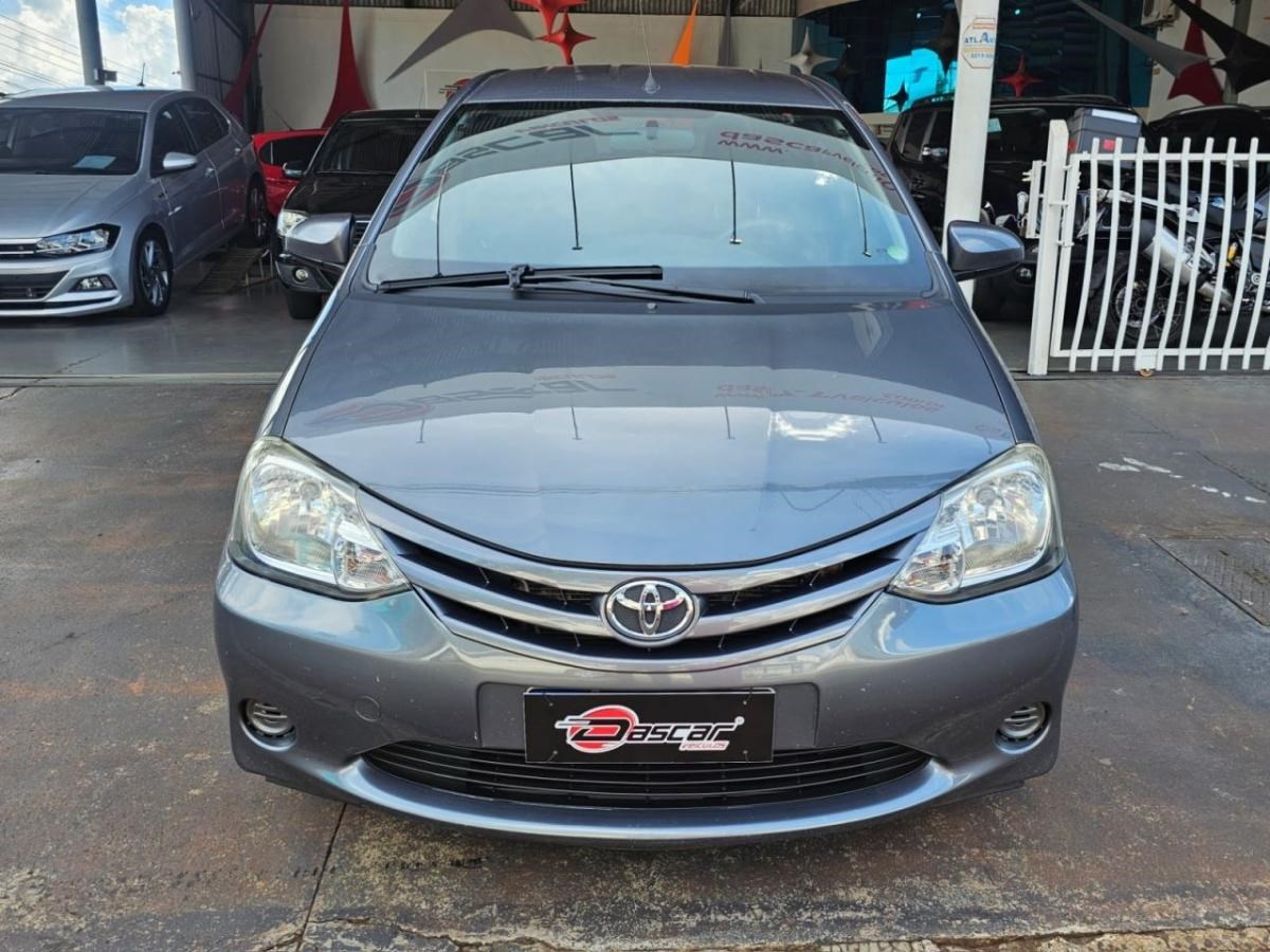 //www.autoline.com.br/carro/toyota/etios-13-hatch-x-16v-flex-4p-manual/2016/cascavel-pr/24186530