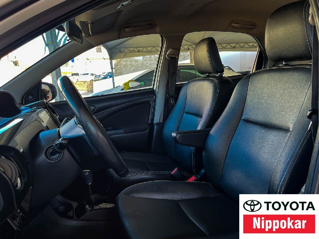 //www.autoline.com.br/carro/toyota/etios-15-sedan-xls-16v-flex-4p-automatico/2017/campinas-sp/24221724