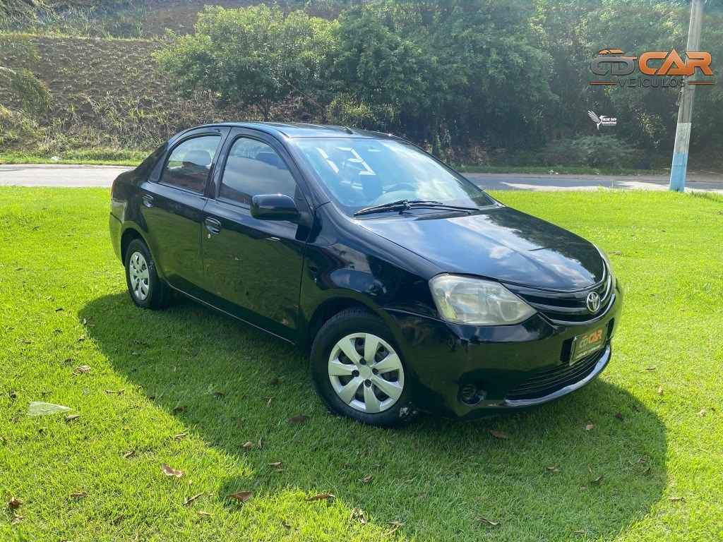 //www.autoline.com.br/carro/toyota/etios-15-sedan-x-16v-flex-4p-manual/2013/sao-joao-de-meriti-rj/24372769