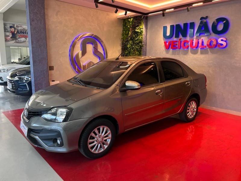 //www.autoline.com.br/carro/toyota/etios-15-sedan-x-plus-16v-flex-4p-manual/2020/campo-verde-mt/24536583