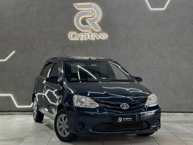 //www.autoline.com.br/carro/toyota/etios-15-hatch-xs-16v-flex-4p-manual/2016/carapicuiba-sp/24722207