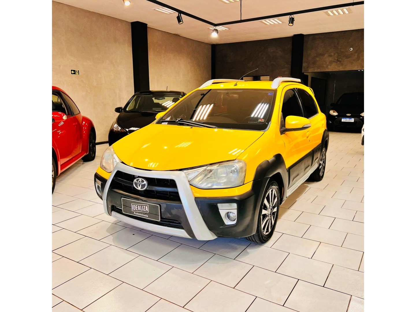 //www.autoline.com.br/carro/toyota/etios-15-cross-16v-flex-4p-manual/2014/porto-alegre-rs/24825243