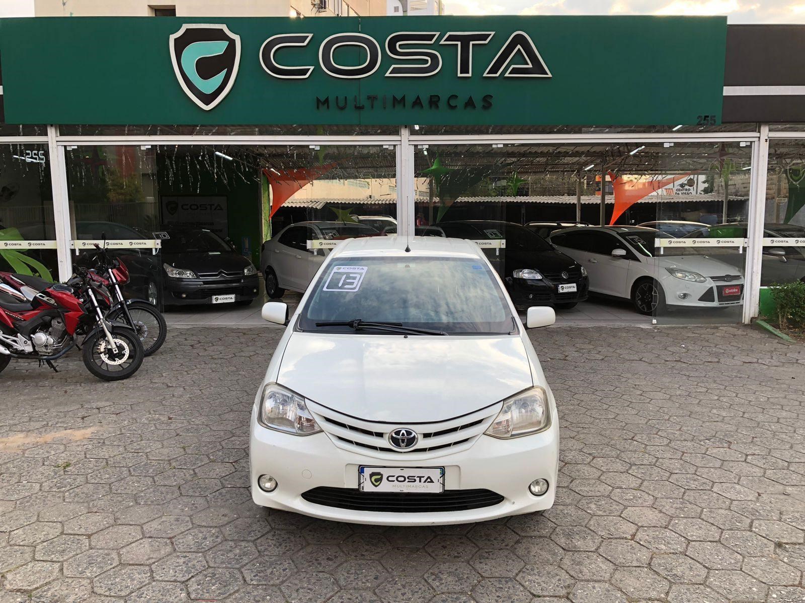 //www.autoline.com.br/carro/toyota/etios-13-hatch-xs-16v-flex-4p-manual/2013/jacarei-sp/24869910