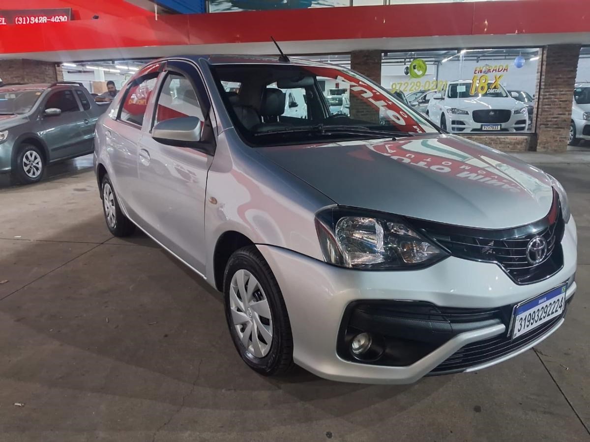 //www.autoline.com.br/carro/toyota/etios-15-hatch-x-plus-16v-flex-4p-manual/2021/belo-horizonte-mg/24895641
