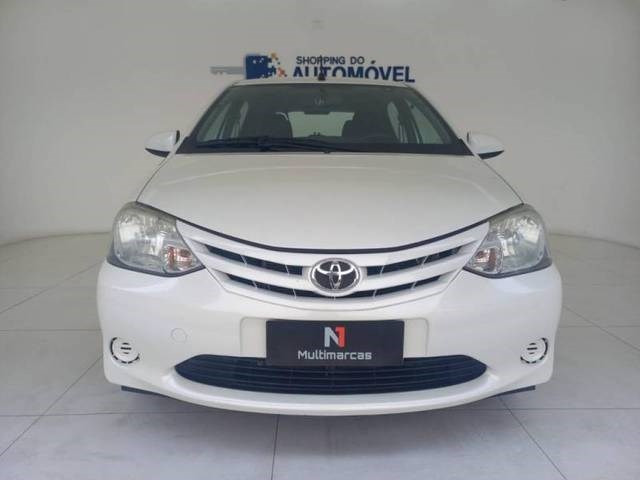 //www.autoline.com.br/carro/toyota/etios-13-hatch-x-16v-flex-4p-automatico/2017/recife-pe/25005952