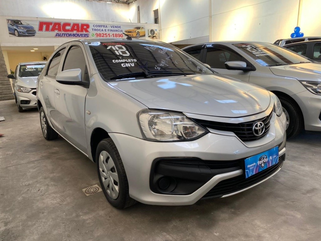 //www.autoline.com.br/carro/toyota/etios-15-sedan-xs-16v-flex-4p-manual/2018/nova-iguacu-rj/25013917