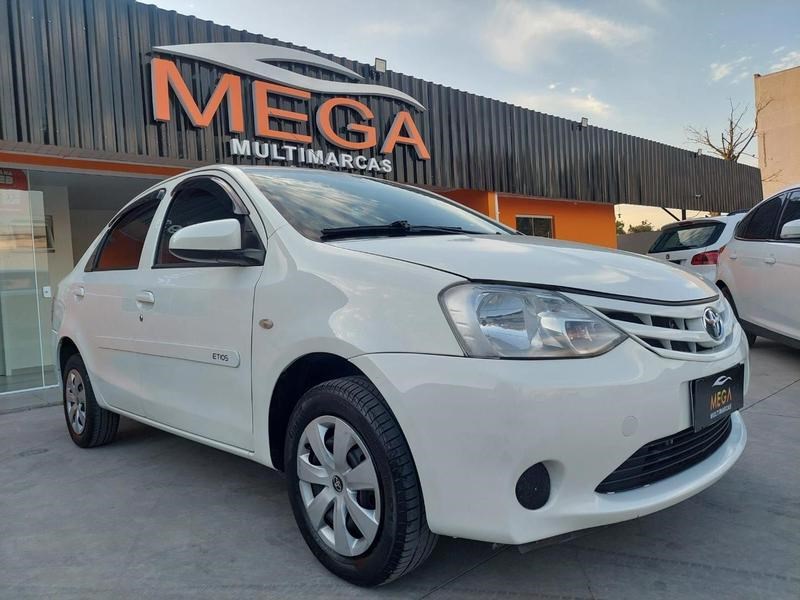 //www.autoline.com.br/carro/toyota/etios-15-sedan-x-16v-flex-4p-manual/2014/sao-jose-dos-pinhais-pr/25017122