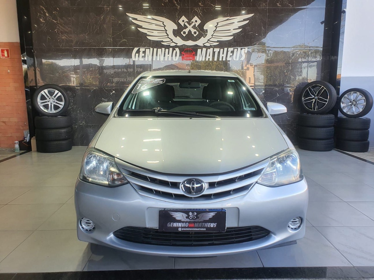 //www.autoline.com.br/carro/toyota/etios-13-hatch-x-16v-flex-4p-manual/2016/campos-dos-goytacazes-rj/25028054