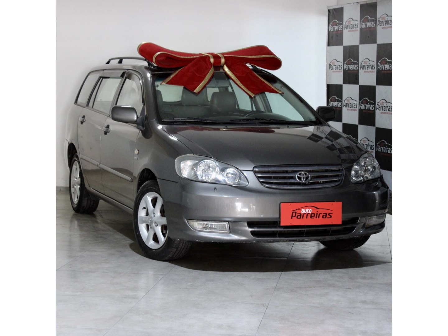 //www.autoline.com.br/carro/toyota/fielder-18-xei-16v-flex-4p-automatico/2005/contagem-mg/24653412