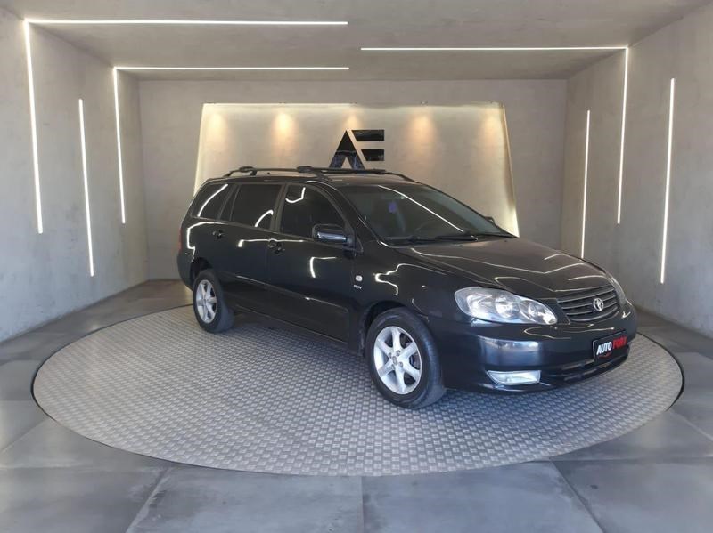 //www.autoline.com.br/carro/toyota/fielder-18-xei-16v-flex-4p-automatico/2005/brasilia-df/25023285