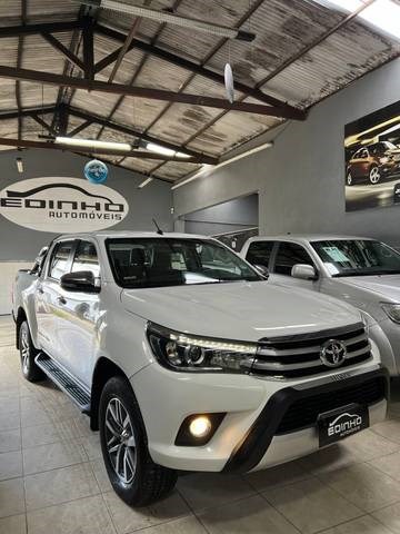 //www.autoline.com.br/carro/toyota/hilux-28-cs-chassi-16v-diesel-2p-4x4-turbo-manual/2017/aracaju-se/23743861