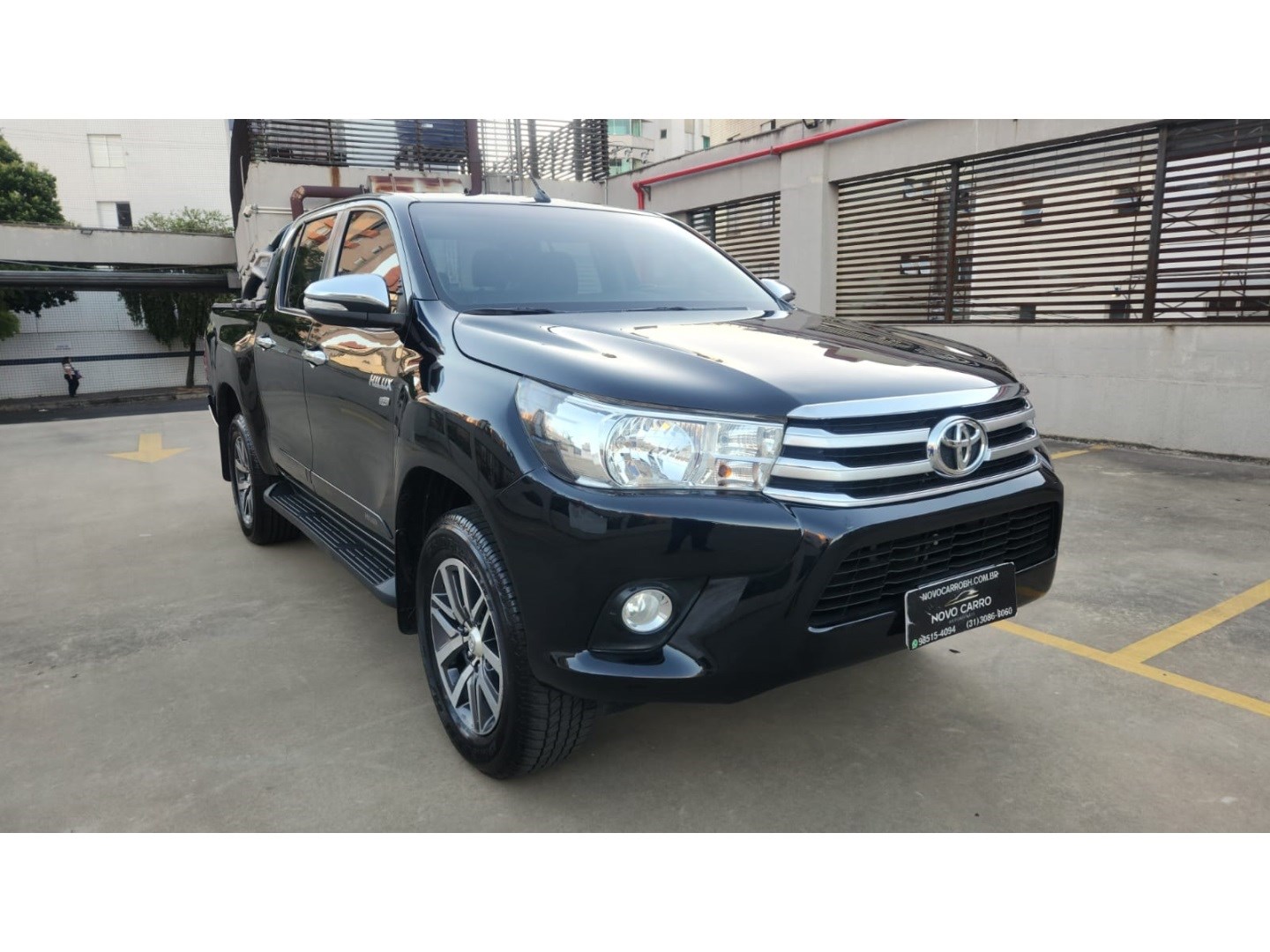 //www.autoline.com.br/carro/toyota/hilux-27-cd-srv-16v-flex-4p-automatico/2017/belo-horizonte-mg/23789000