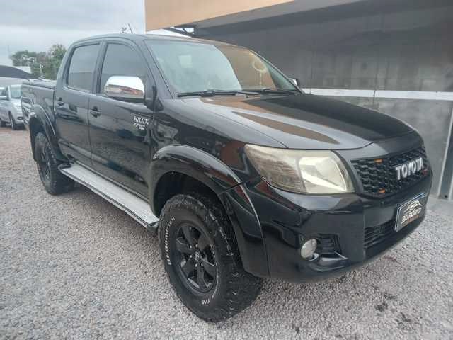 //www.autoline.com.br/carro/toyota/hilux-27-srv-cd-16v-flex-4p-automatico/2015/cuiaba-mt/23864004