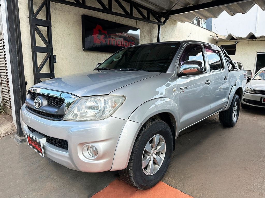 //www.autoline.com.br/carro/toyota/hilux-25-cd-std-16v-diesel-4p-4x4-turbo-manual/2010/ribeirao-preto-sp/24133172
