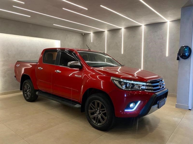 //www.autoline.com.br/carro/toyota/hilux-27-cd-sr-16v-flex-4p-manual/2018/brasilia-df/24217455