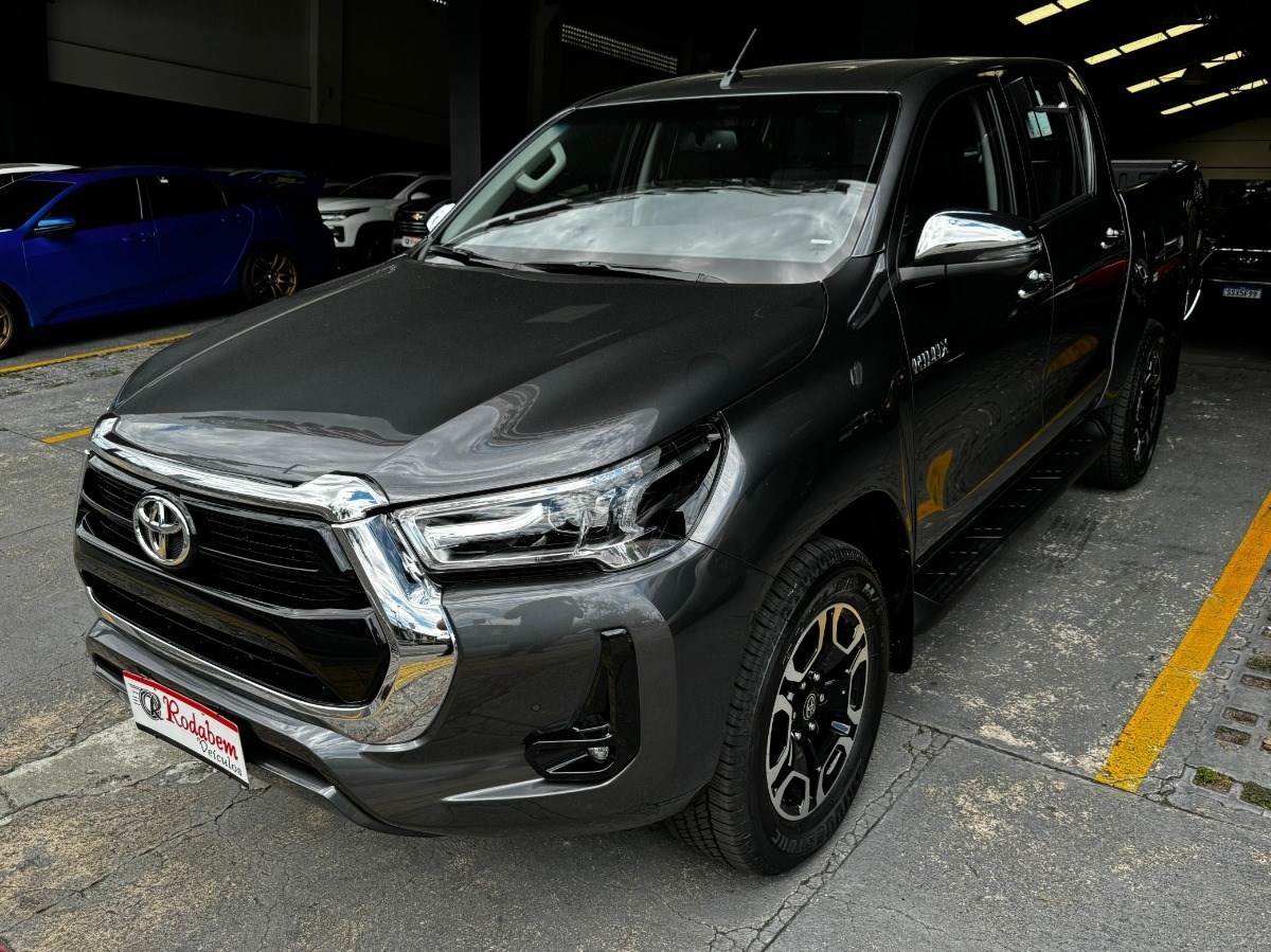 //www.autoline.com.br/carro/toyota/hilux-28-cd-std-power-pack-16v-diesel-4p-4x4-turbo/2024/belem-pa/24520469