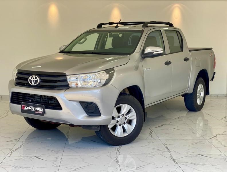 //www.autoline.com.br/carro/toyota/hilux-28-cd-std-16v-diesel-4p-4x4-turbo-manual/2018/curitiba-pr/24598050