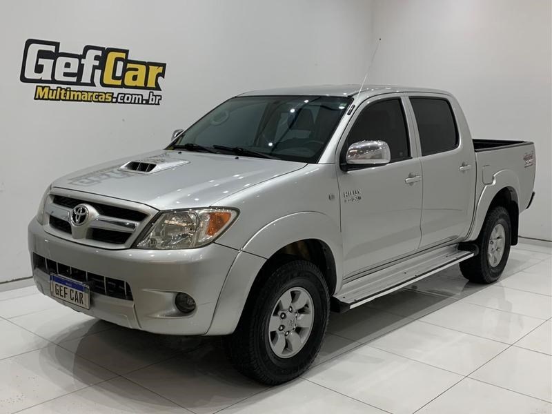 //www.autoline.com.br/carro/toyota/hilux-30-cd-srv-16v-diesel-4p-4x4-turbo-automatico/2008/wenceslau-braz-pr/24723236