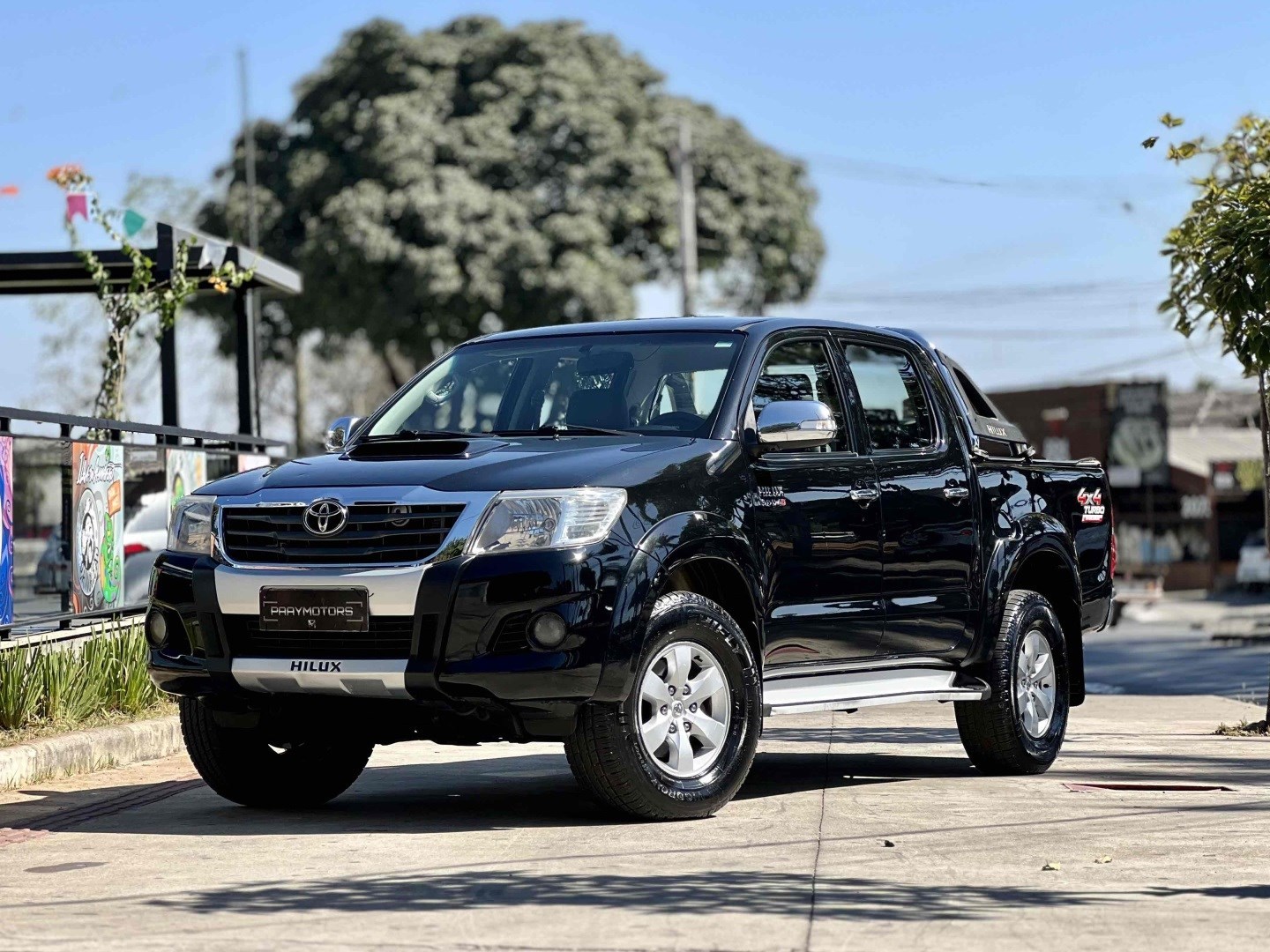 //www.autoline.com.br/carro/toyota/hilux-30-cd-srv-16v-diesel-4p-4x4-turbo-automatico/2012/belo-horizonte-mg/24821184