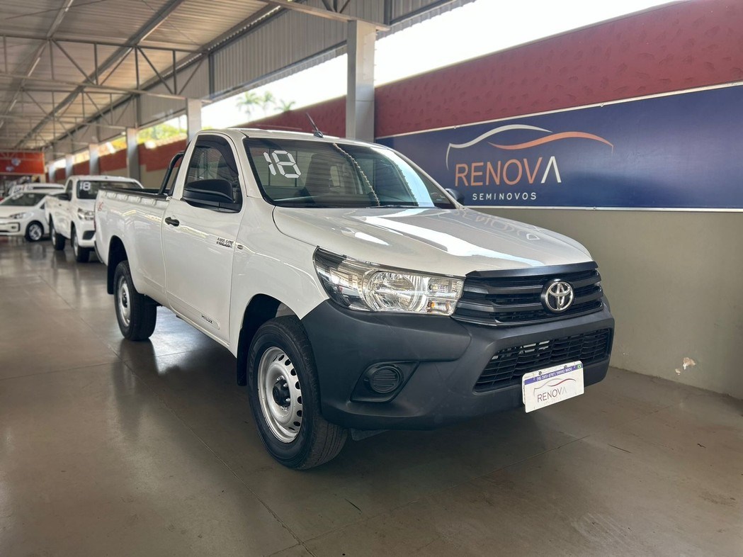 //www.autoline.com.br/carro/toyota/hilux-28-cs-16v-diesel-2p-4x4-turbo-manual/2018/cravinhos-sp/24847891