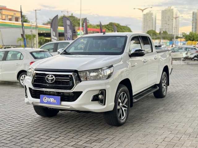 //www.autoline.com.br/carro/toyota/hilux-28-cd-srv-16v-diesel-4p-4x4-turbo-automatico/2020/fortaleza-ce/24882270