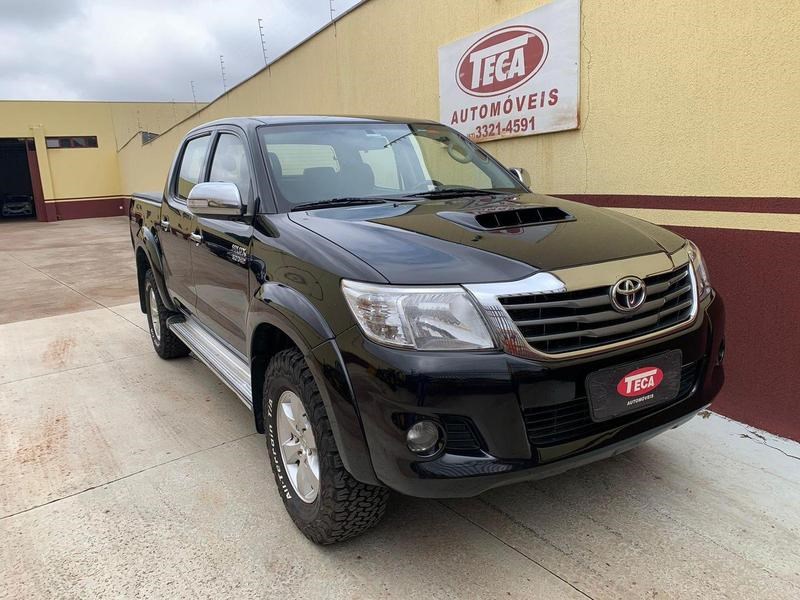 //www.autoline.com.br/carro/toyota/hilux-30-cd-srv-16v-diesel-4p-4x4-turbo-automatico/2013/campo-grande-ms/24897994