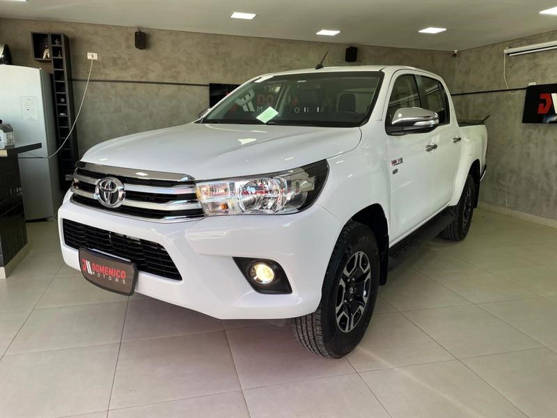 //www.autoline.com.br/carro/toyota/hilux-27-cd-srv-16v-flex-4p-automatico/2017/campo-grande-ms/24921595