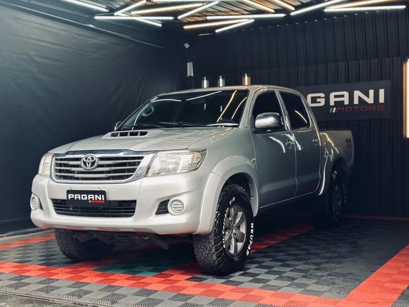 //www.autoline.com.br/carro/toyota/hilux-30-cd-srv-16v-diesel-4p-4x4-turbo-automatico/2009/campo-grande-ms/24950211