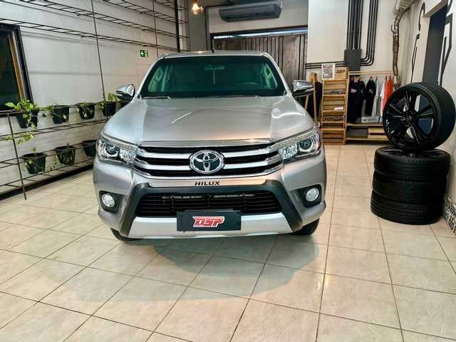 //www.autoline.com.br/carro/toyota/hilux-28-srx-cd-16v-diesel-4p-4x4-turbo-automatico/2016/ananindeua-pa/24984777