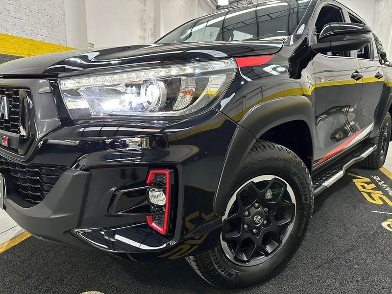 //www.autoline.com.br/carro/toyota/hilux-28-cd-gr-s-16v-diesel-4p-4x4-turbo-automatico/2020/gravatai-rs/24994630