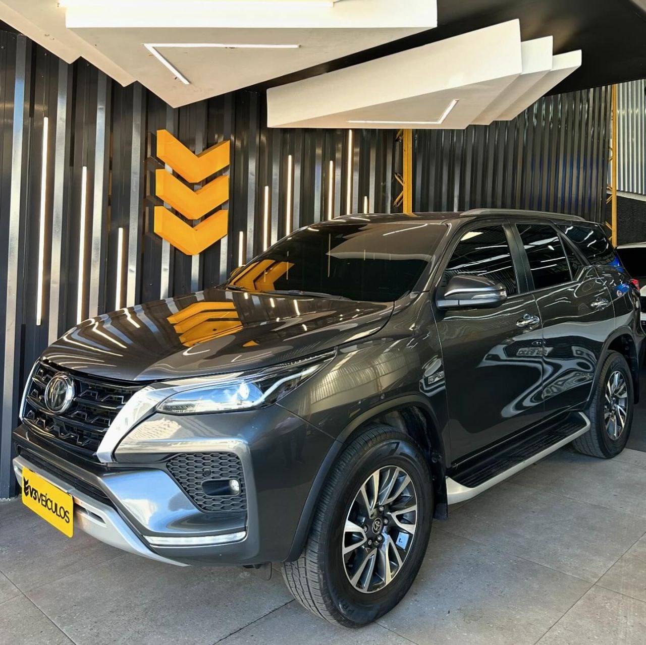 //www.autoline.com.br/carro/toyota/hilux-28-cd-srx-16v-diesel-4p-4x4-turbo-automatico/2021/belem-pa/25007916