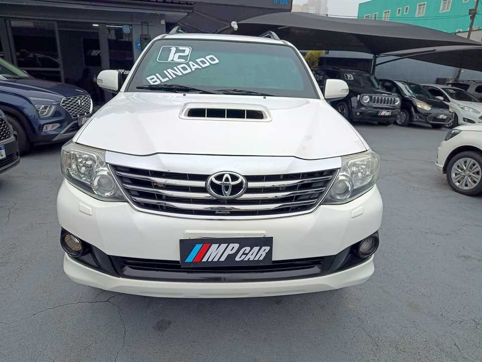 //www.autoline.com.br/carro/toyota/hilux-sw4-30-srv-16v-diesel-4p-4x4-turbo-automatico/2012/sao-bernardo-do-campo-sp/22027205