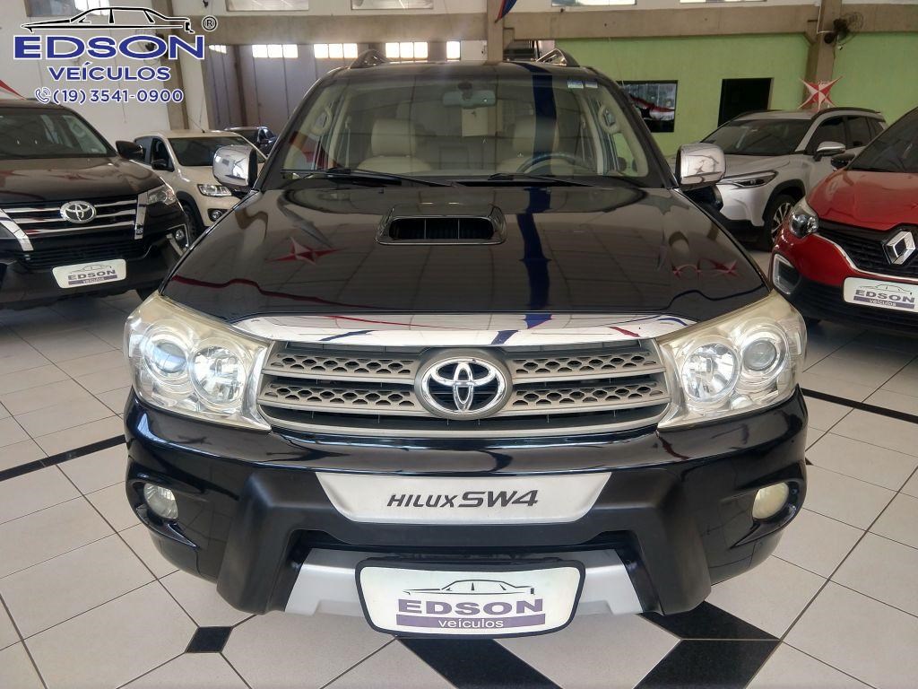 //www.autoline.com.br/carro/toyota/hilux-sw4-30-srv-16v-diesel-4p-4x4-turbo-automatico/2009/araras-sp/24386390