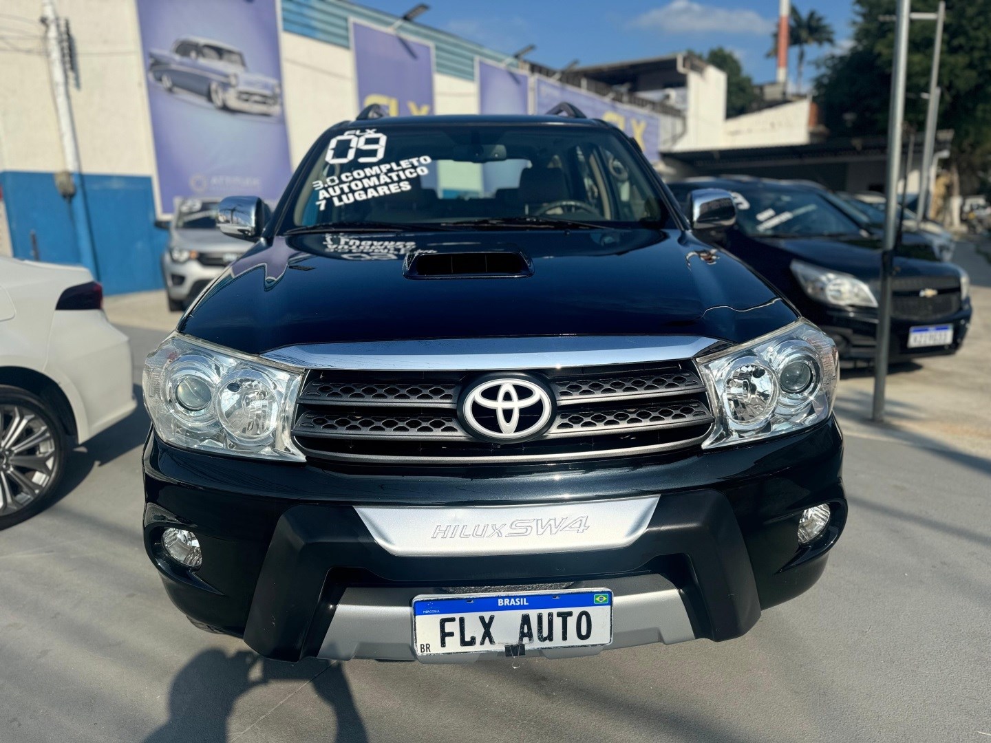 //www.autoline.com.br/carro/toyota/hilux-sw4-30-srv-16v-diesel-4p-4x4-turbo-automatico/2009/rio-de-janeiro-rj/24738058