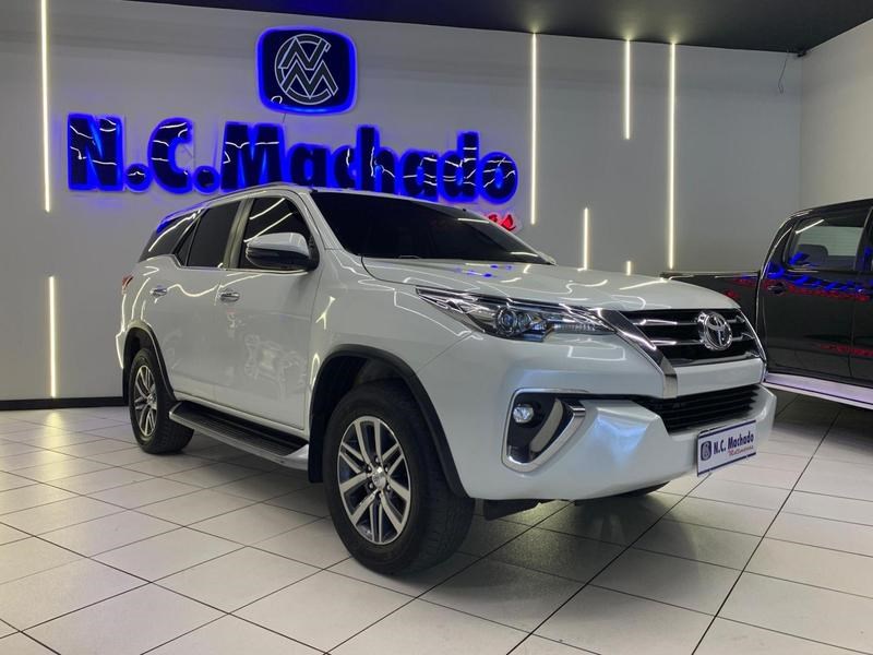 //www.autoline.com.br/carro/toyota/hilux-sw4-28-srx-7l-16v-diesel-4p-4x4-turbo-automatico/2019/itaituba-pa/24899005